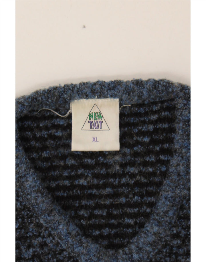 NEW FAST Mens V-Neck Jumper Sweater XL Navy Blue Acrylic Vintage New Fast and Second-Hand New Fast from Messina Hembry 