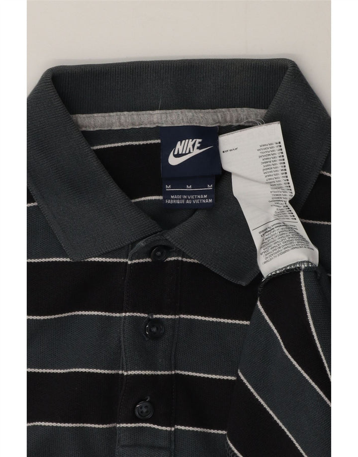 Nike Herren-Poloshirt aus mittelgrauer, gestreifter Baumwolle