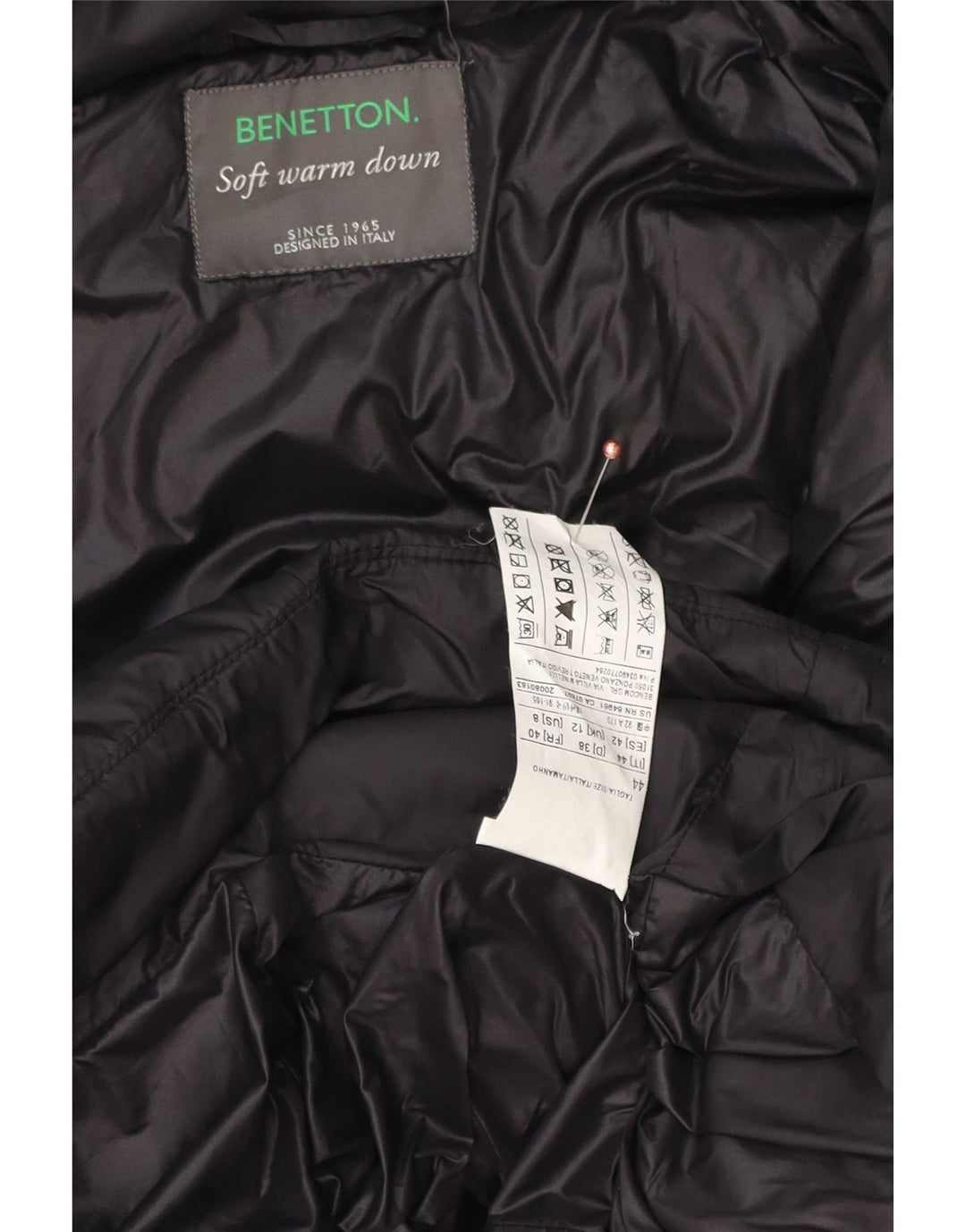 Benetton Wattierter Damenmantel mit Kapuze IT 44 Mittelschwarzes Polyester