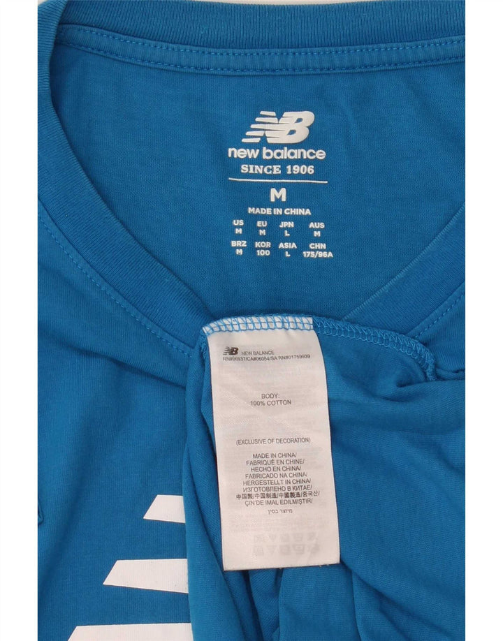 New Balance Herren Grafik-T-Shirt-Oberteil aus mittelblauer Baumwolle