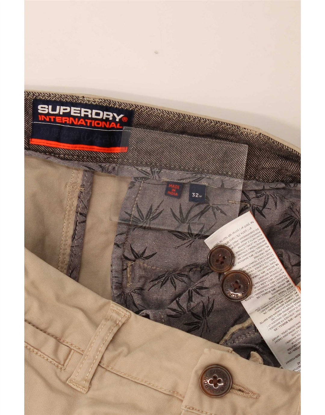 Superdry Herren Chinoshorts W32 mittelbeige Baumwolle