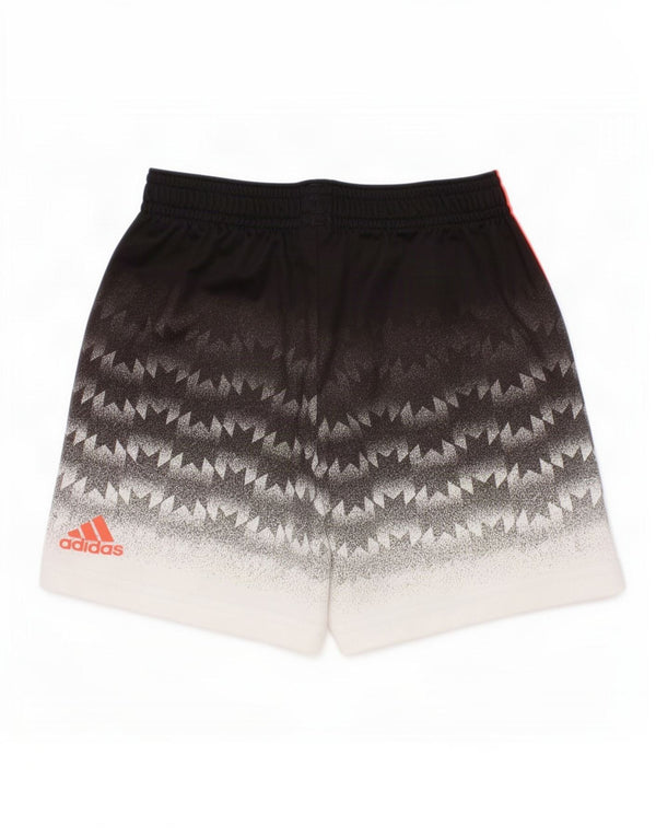 Adidas Manchester United Sportshorts für Jungen, 5–6 Jahre, schwarz, geometrisch
