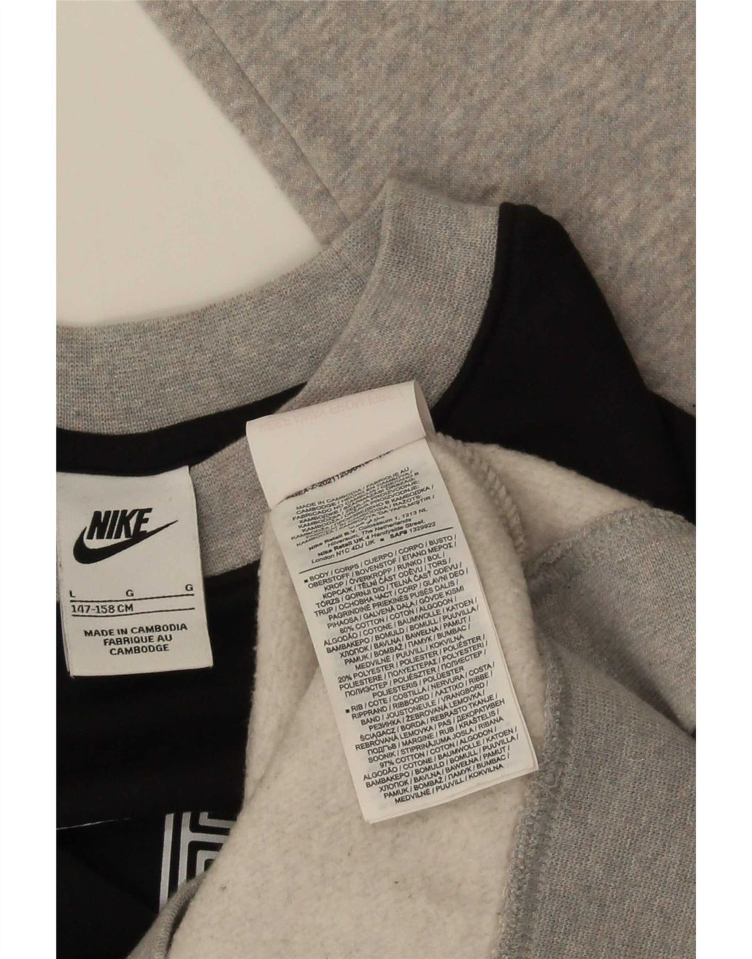 Nike Jungen-Sweatshirt mit Grafik, 12–13 Jahre, Größe L, Schwarz, Farbblock