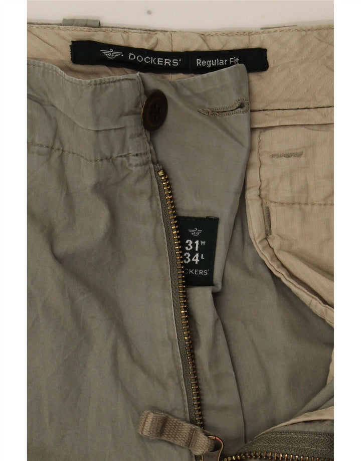 Dockers Herren-Cargohose mit normaler Passform, W31, L34, Khaki