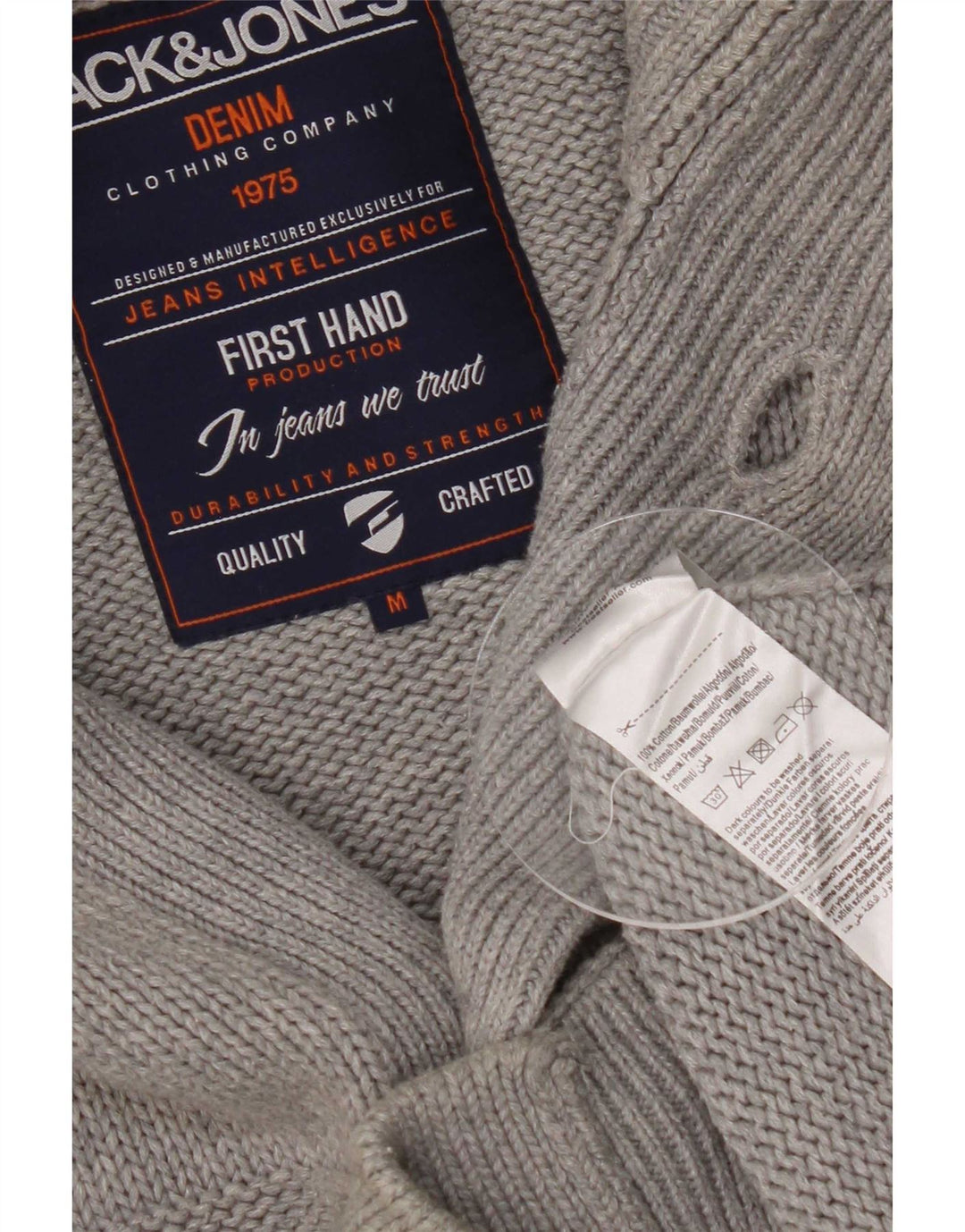 Jack & Jones Herren-Strickjacke aus mittelgrauer, gestreifter Baumwolle