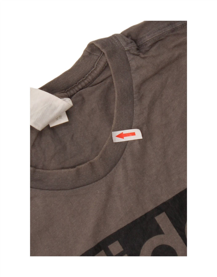 Adidas Herren Grafik-T-Shirt aus mittelgrauer Baumwolle