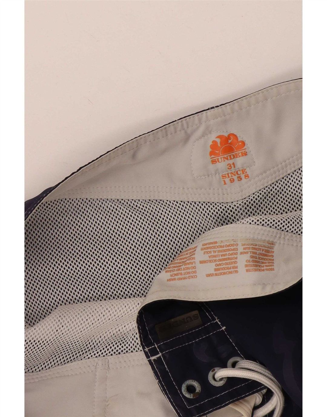 Sundek Herren-Badeshorts mit Grafik, mittelgroß, Marineblau, Blumenmuster, Polyester