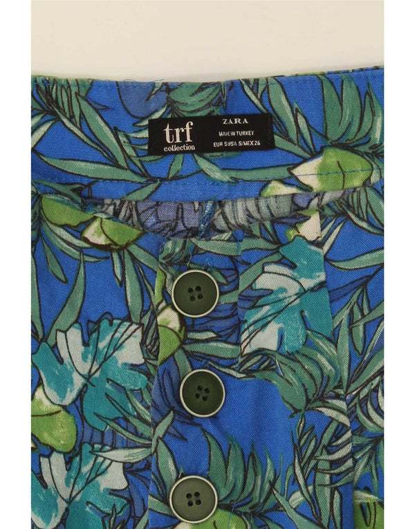 Zara Damen Trafaluc High Waist Chino Shorts Small W26 Blau geblümt