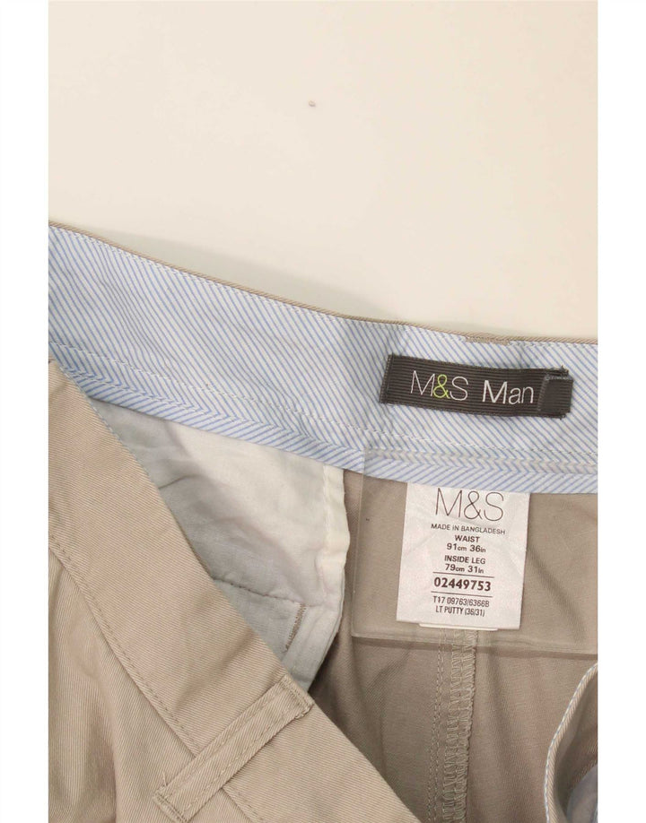 Gerade Herren-Chinohose von Marks & Spencer, W36, L31, grau, Polyester