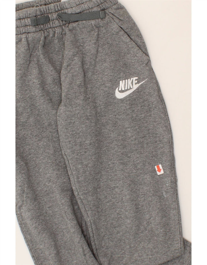 NIKE Boys Tracksuit Trousers Joggers 10-11 Years Medium Grey Cotton Vintage Nike and Second-Hand Nike from Messina Hembry 