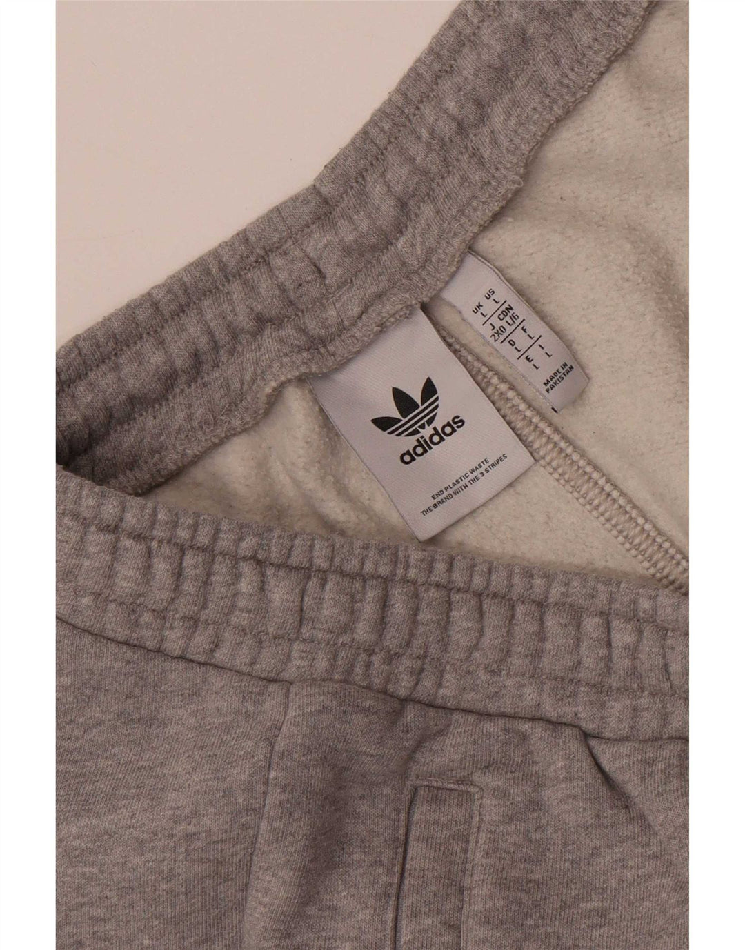 Adidas Herren Sportshorts Large Grau