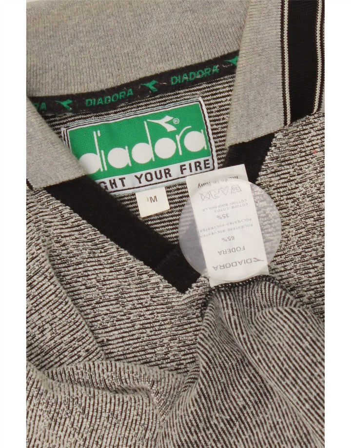Diadora Herren-Poloshirt aus mittelgrau gestreiftem Polyester