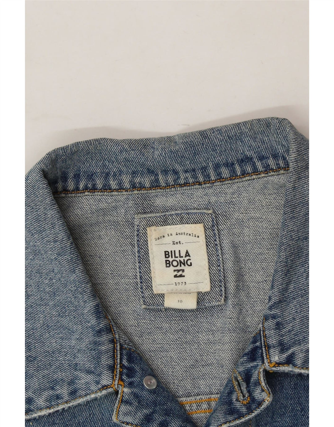 BILLABONG Boys Graphic Denim Jacket 9-10 Years Blue Cotton Vintage Billabong and Second-Hand Billabong from Messina Hembry 