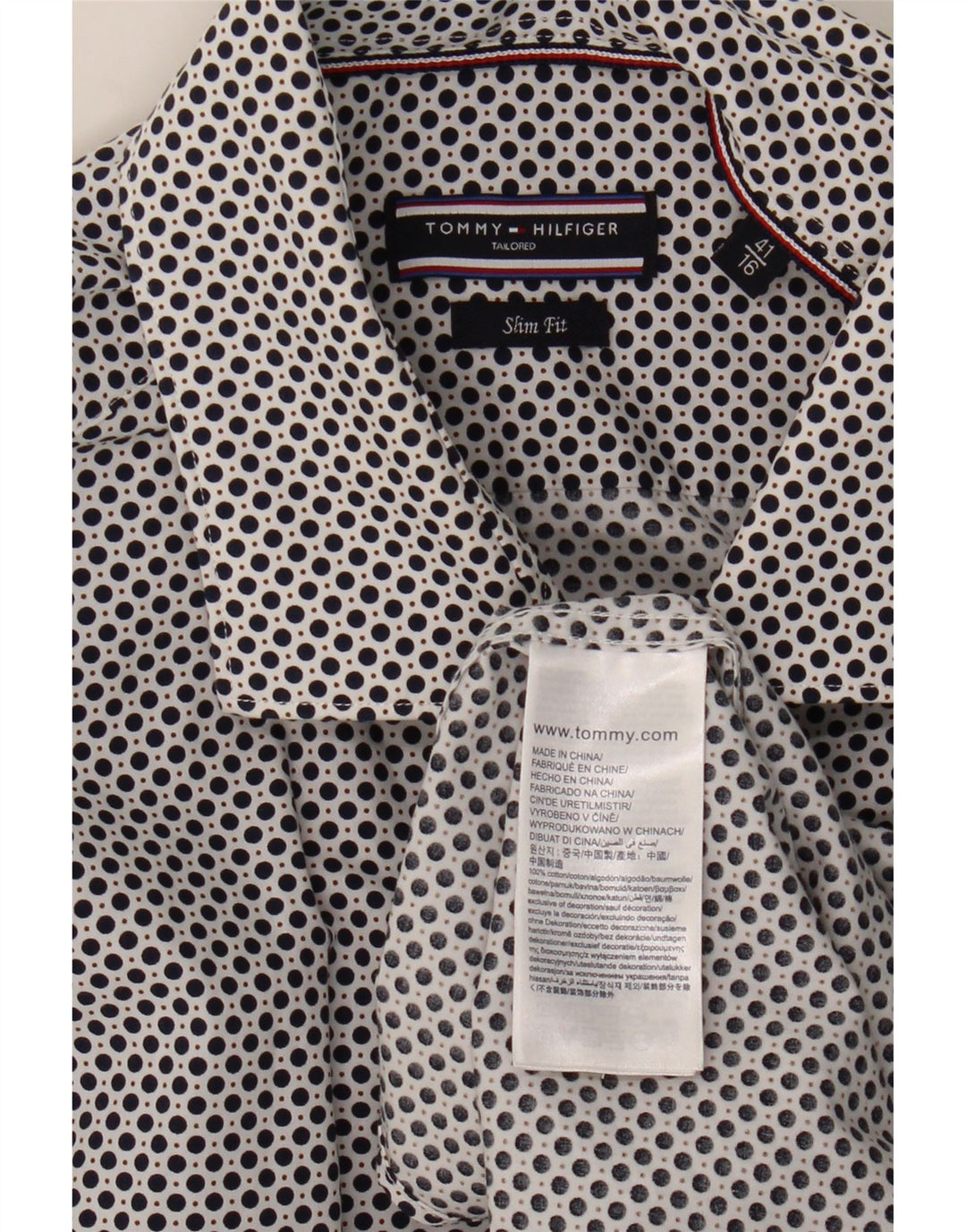Maßgeschneidertes Herrenhemd von Tommy Hilfiger, Größe 41 16, groß, marineblau gepunktet