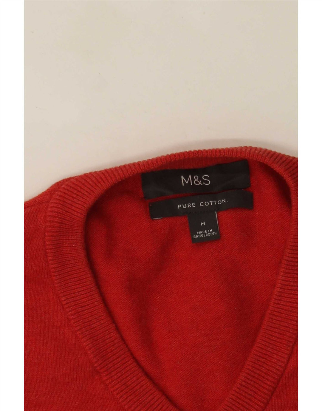 Marks & Spencer Herren-Pullover mit V-Ausschnitt aus mittelroter Baumwolle