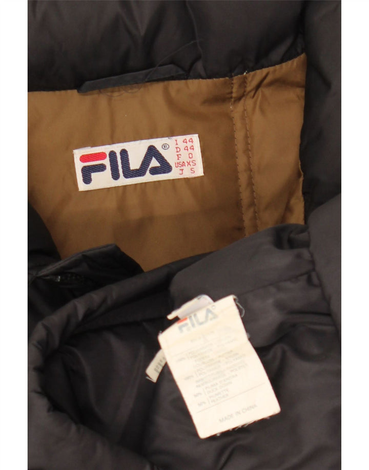 FILA Herren-Jacke mit Kapuze, lockere Passform, gepolstert, Größe 44, XS, Schwarz
