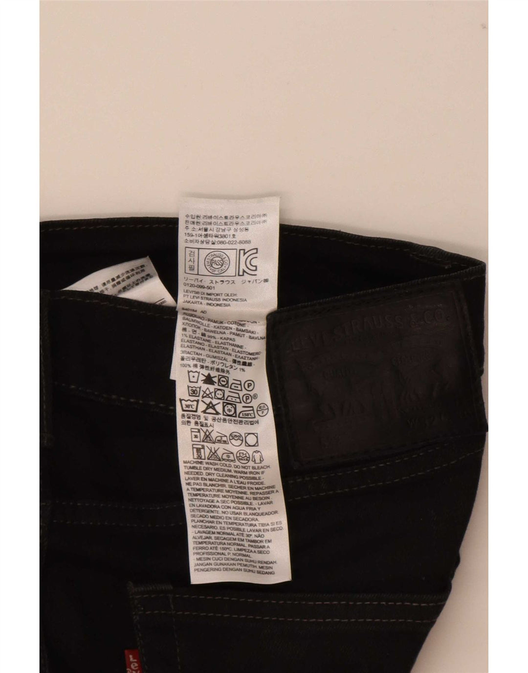 Levi's Herren 522 Slim Tapered Jeans W32 L30 Schwarze Baumwolle