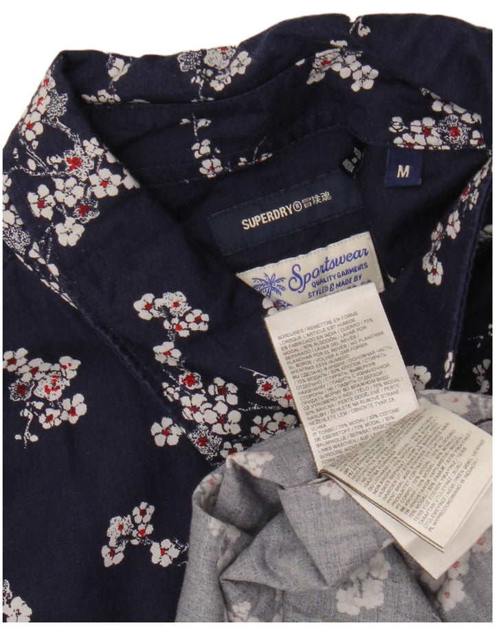 SUPERDRY Herren-Kurzarmhemd aus Modal in mittlerem Marineblau mit Blumenmuster