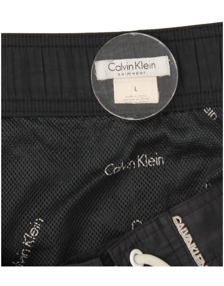 Calvin Klein Herren-Badeshorts mit Grafik, groß, schwarzes Farbblock-Polyester