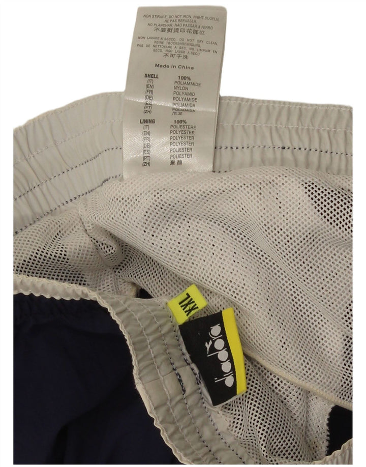 Diadora Herren-Badeshorts mit Grafik, 2XL, Marineblau, Polyamid
