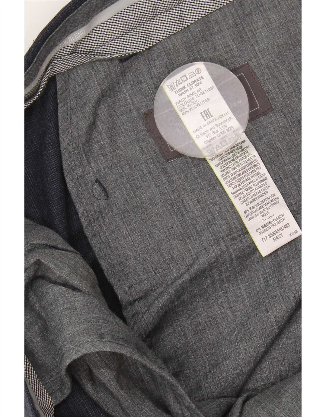 Marks & Spencer Herren-Anzughose mit maßgeschneiderter Passform, W42 L31, Marineblau kariert