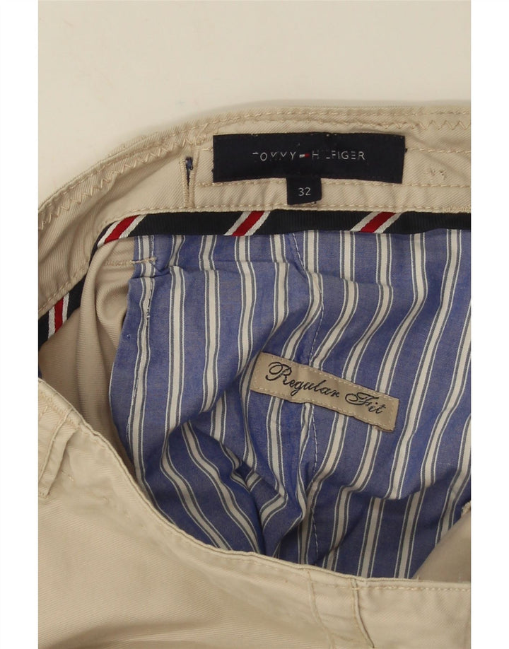 Tommy Hilfiger Herren-Chinoshorts mit normaler Passform, W32, Mittelbeige