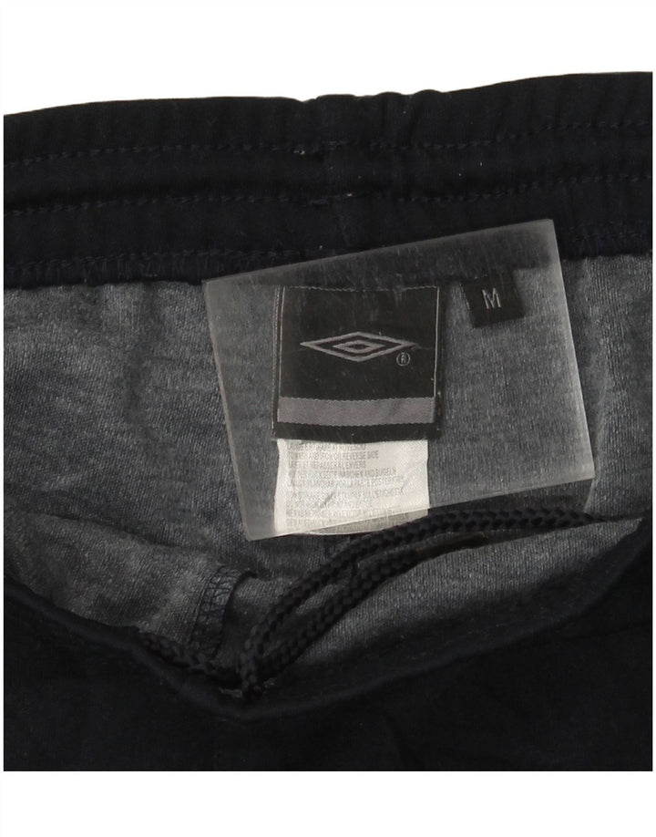 UMBRO Herren-Sportshorts mit Grafik, mittleres Marineblau, Farbblock-Polyester