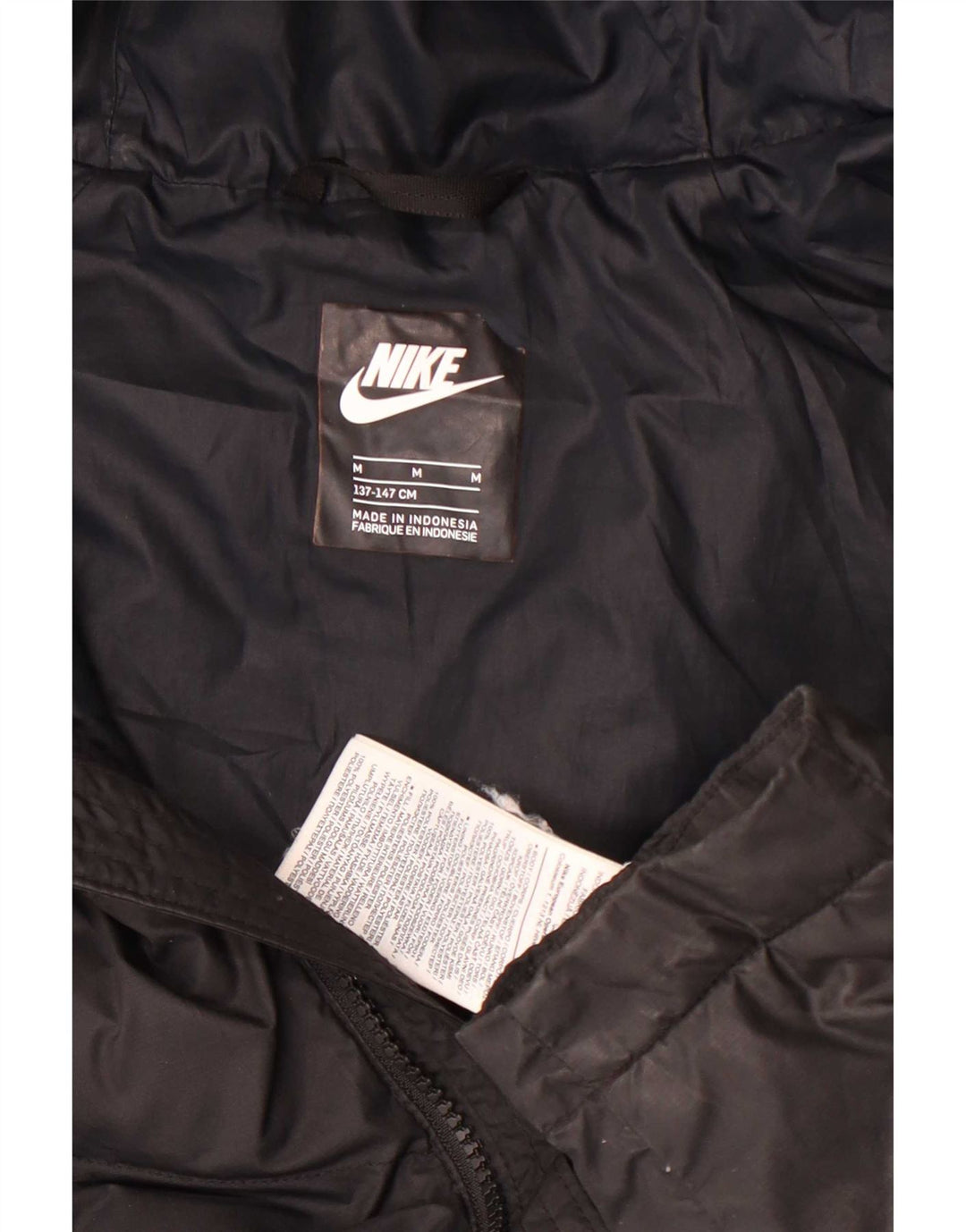 Nike Wattierte Jacke mit Kapuze für Jungen, 10–11 Jahre, Mittel, Schwarz, Polyester