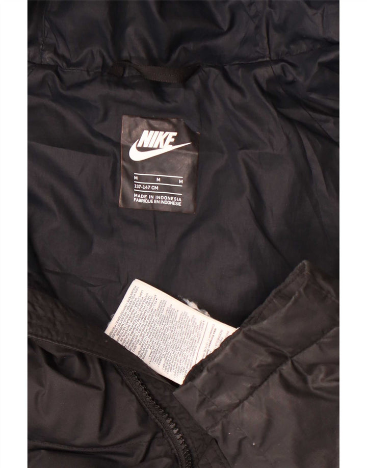 Nike Wattierte Jacke mit Kapuze für Jungen, 10–11 Jahre, Mittel, Schwarz, Polyester