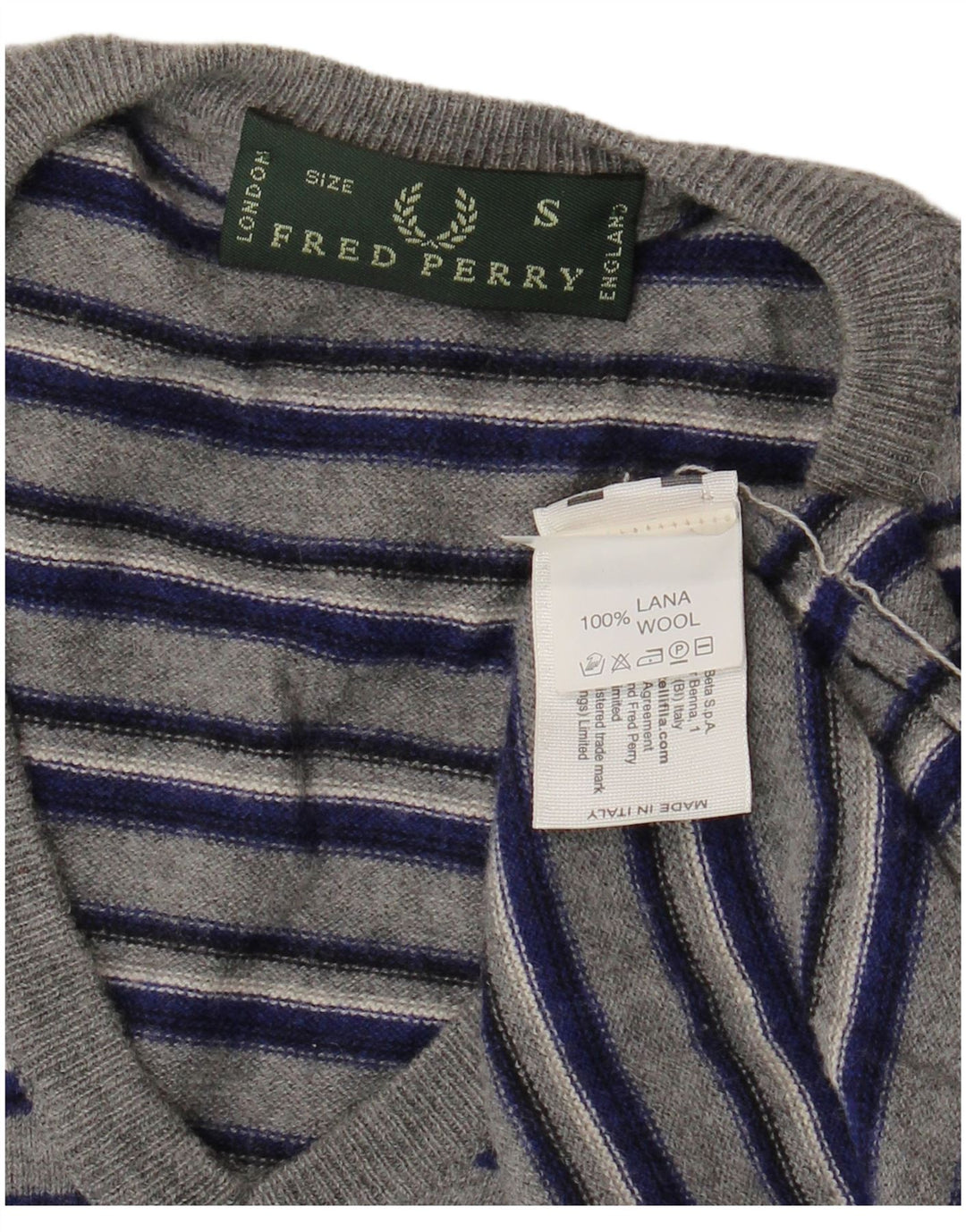 Fred Perry Herren-Pullover mit V-Ausschnitt, klein, grau gestreift, Wolle