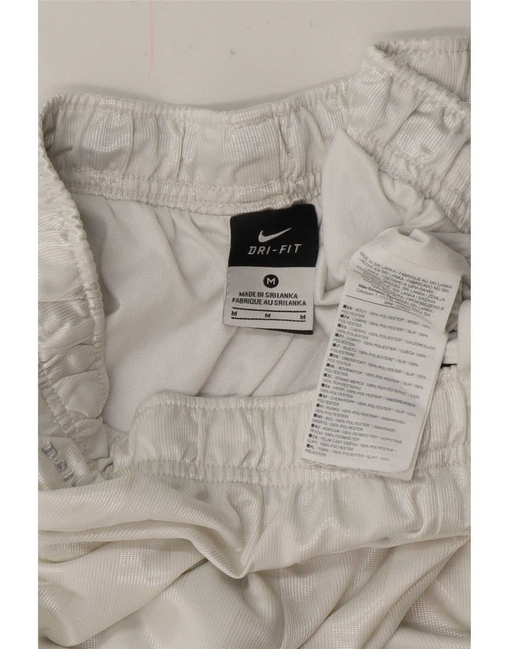 Nike Herren Dri Fit Regular Sport Shorts Mittelweiß gestreiftes Polyester