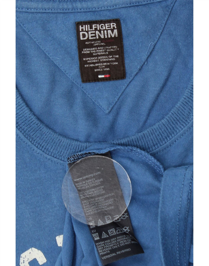 Tommy Hilfiger Herren-T-Shirt mit Grafik, mittelblaue Baumwolle