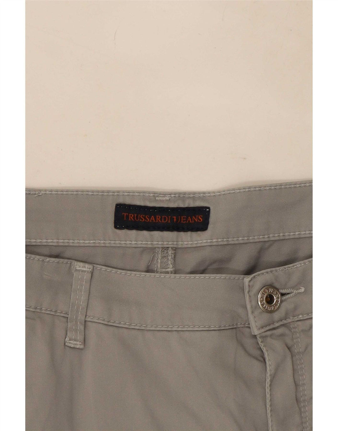 Trussardi Kurz geschnittene Damenhose W34 L24 Grau